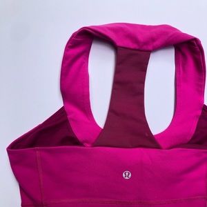 Lululemon bright pink scoop neck tank size 8